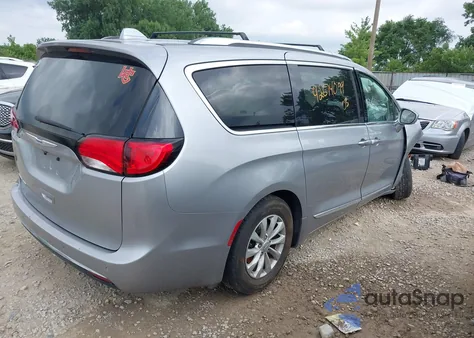 2018 Chrysler Pacifica Touring L from USA, damaged, VIN 2C4RC1BG6JR217557